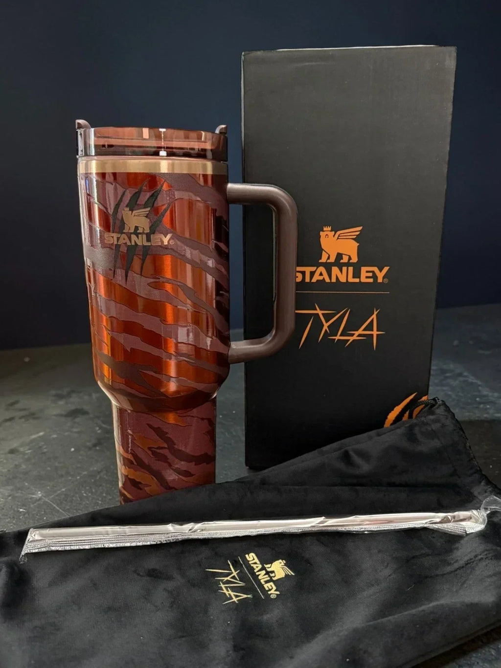 Stanley x TYLA Tyla Tyger Quencher H2.0 Tumbler 40 oz Insulated Stainless Steel Cup